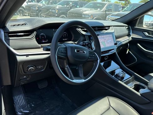 New 2026 Jeep Grand Cherokee L Limited w/ Limited Altitude Package RWD image 20