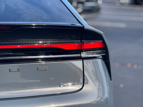 New 2026 Toyota Prius XLE image 9