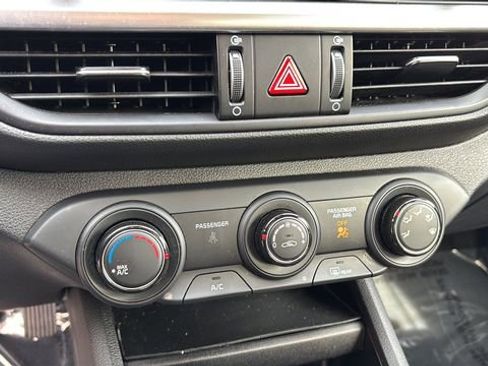 Used 2024 Kia Forte LXS image 29