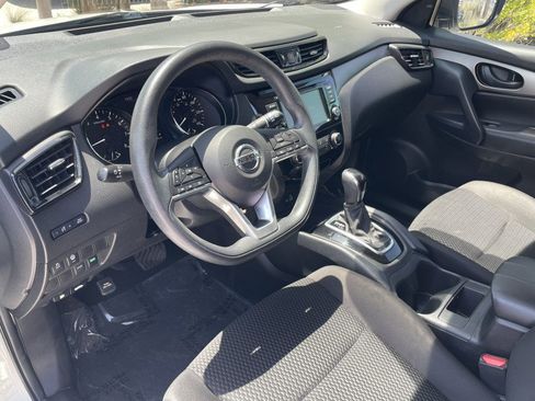 Used 2021 Nissan Rogue Sport S FWD image 10