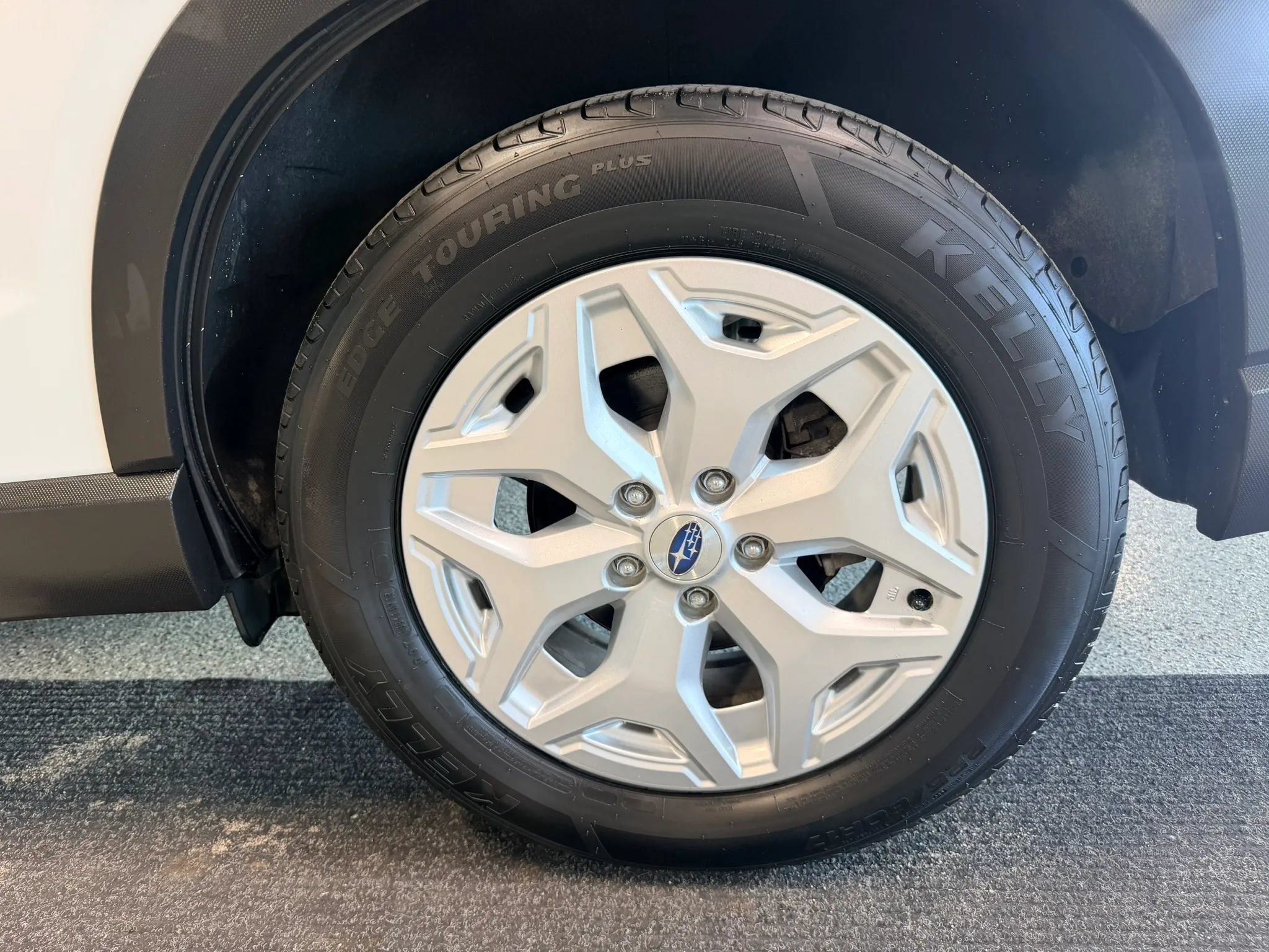 Used 2021 Subaru Forester AWD/4WD image 14