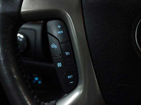 Used 2012 Chevrolet Tahoe LTZ AWD/4WD image 21