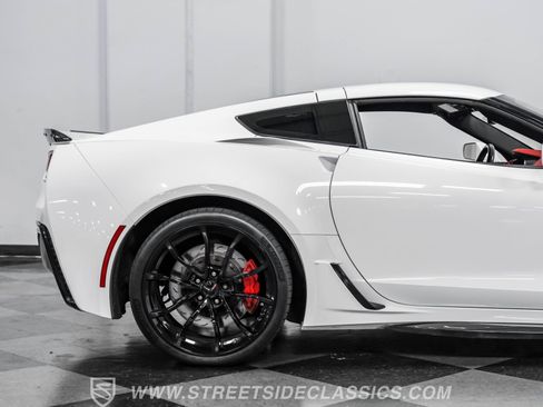 Used 2019 Chevrolet Corvette Grand Sport RWD image 32