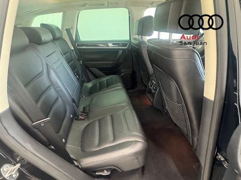 Used 2015 Volkswagen Touareg VR6 AWD/4WD image 22
