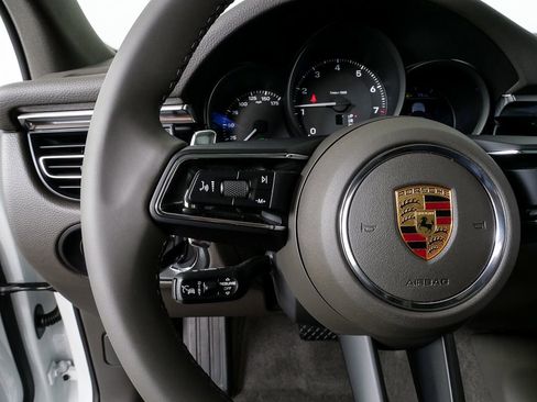 New 2026 Porsche Macan AWD/4WD image 10