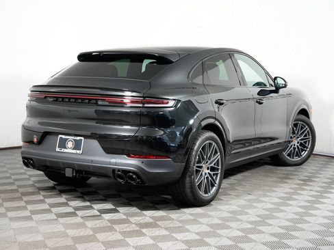 New 2026 Porsche Cayenne Coupe AWD/4WD image 7