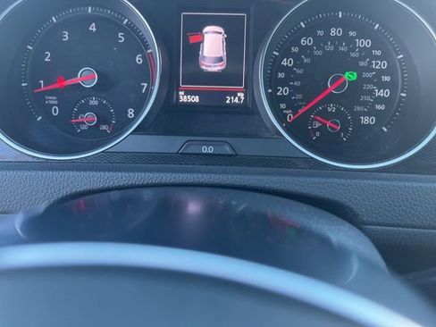 Used 2017 Volkswagen GTI Sport image 8