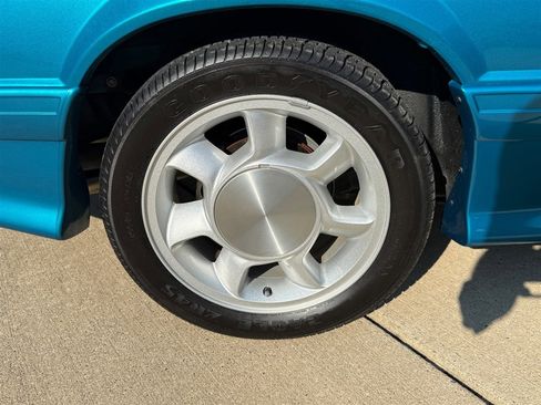 Used 1993 Ford Mustang Cobra image 29