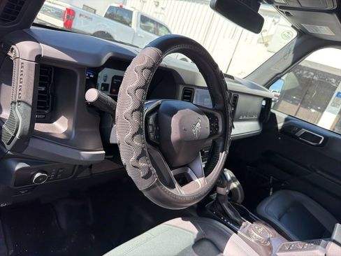 Used 2024 Ford Bronco Big Bend image 9