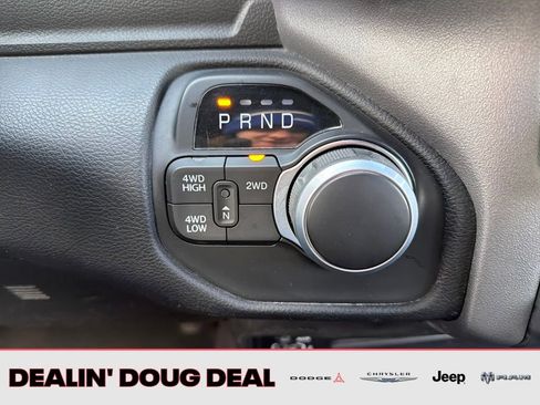 Used 2024 RAM 2500 Big Horn AWD/4WD image 21