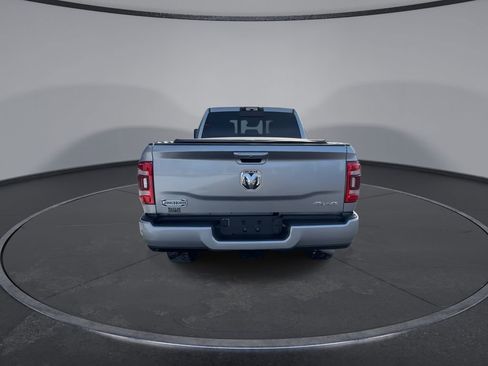 Used 2024 RAM 2500 Limited w/ Safety Group image 7