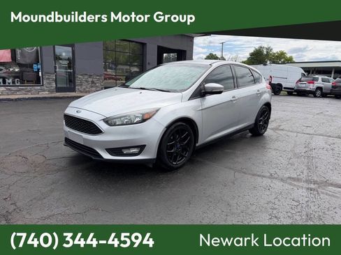 Used 2015 Ford Focus SE w/ Equipment Group 201A FWD image 1