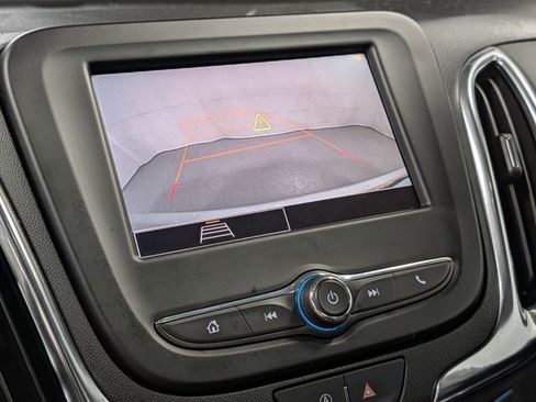 Certified 2022 Chevrolet Equinox LT FWD image 24
