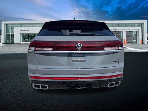 New 2026 Volkswagen Atlas Cross Sport SEL Premium R-Line AWD/4WD image 5