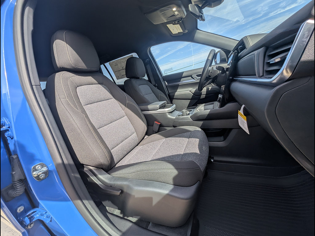 New 2027 GMC Terrain Elevation w/ LPO, Floor Liner Package AWD/4WD image 13