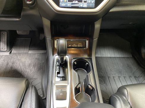 Used 2024 Subaru Ascent Touring w/ Popular Package #2 image 51