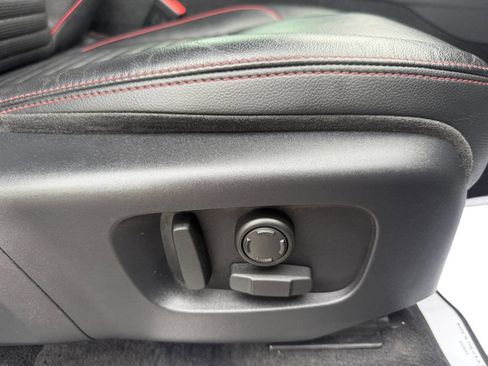 Used 2020 Land Rover Discovery Sport S R-Dynamic image 19