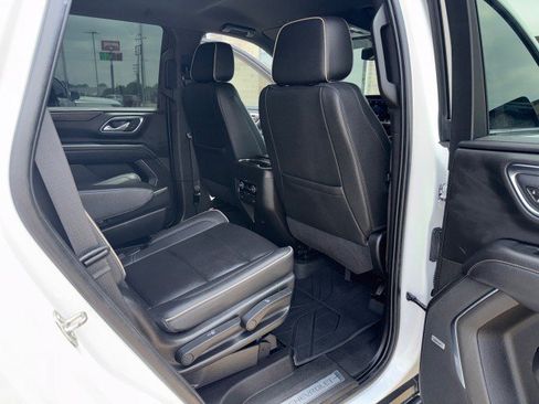 Used 2021 Chevrolet Tahoe Premier RWD image 15