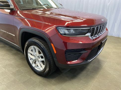 Certified 2024 Jeep Grand Cherokee Laredo X image 43