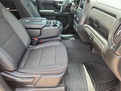 Used 2025 Chevrolet Silverado 1500 Custom RWD image 12