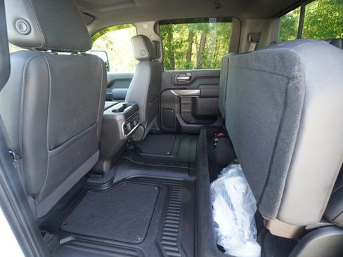 Used 2022 GMC Sierra 2500 AT4 w/ AT4 Preferred Package AWD/4WD image 35