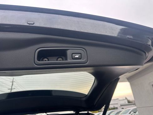 Used 2019 Honda Pilot Touring image 36