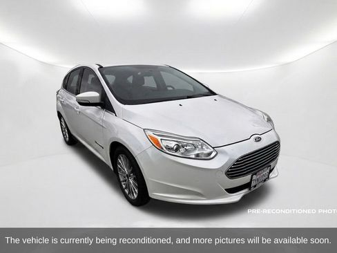 Used 2016 Ford Focus Electric Hatchback FWD image 3