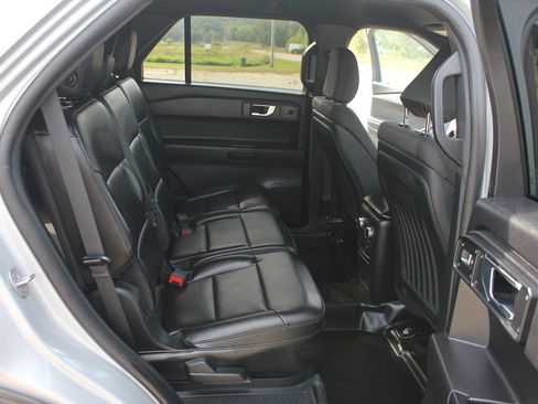 Used 2020 Ford Explorer 4WD Police Interceptor image 36