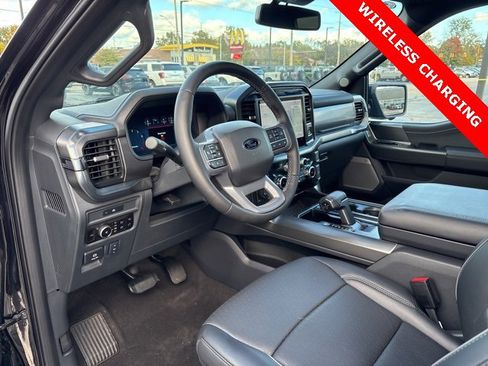 Used 2025 Ford F150 Lariat w/ Equipment Group 501A Mid image 3