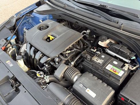 Used 2019 Hyundai Elantra SEL image 5