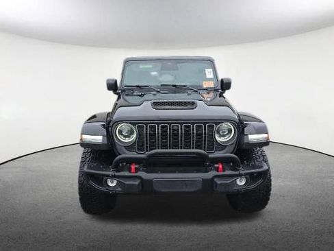 Used 2026 Jeep Wrangler Unlimited Rubicon AWD/4WD image 2