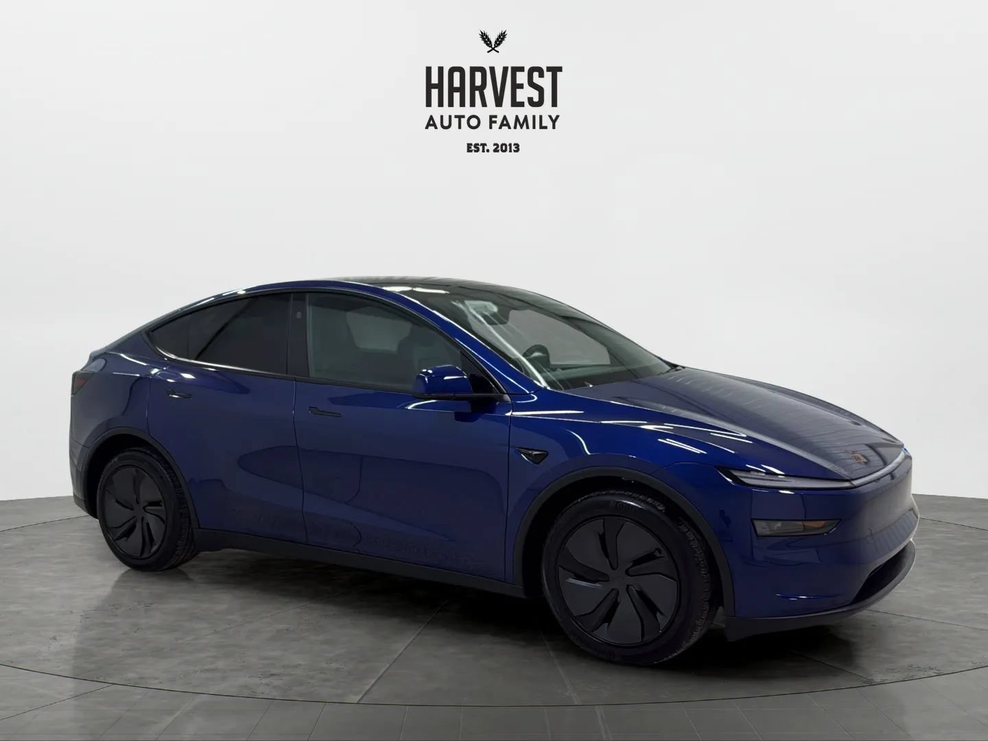 Used 2026 Tesla Model Y AWD image 9