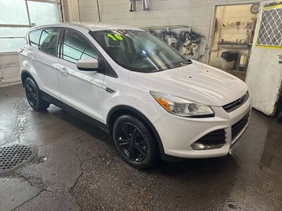 Used 2016 Ford Escape SE w/ SE Cold Weather Package