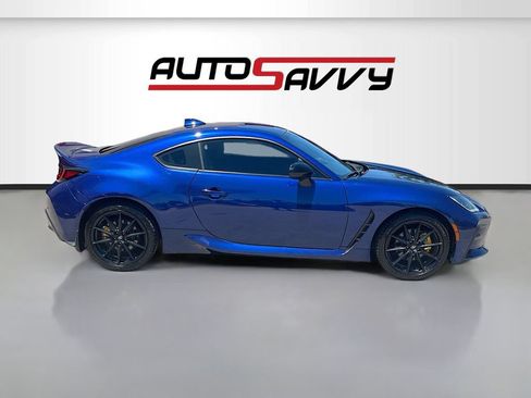 Used 2025 Toyota GR86 Premium RWD image 8