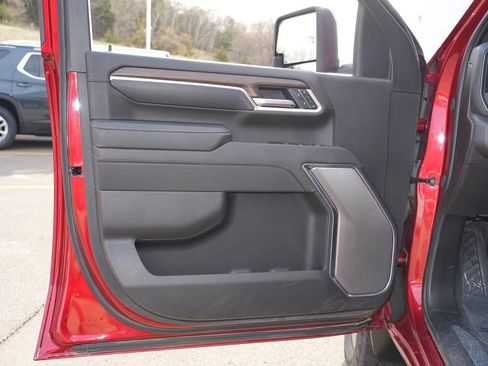 Used 2025 Chevrolet Silverado 3500 High Country w/ High Country Premium Package AWD/4WD image 14