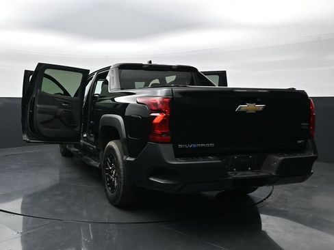 Used 2024 Chevrolet Silverado EV W/T AWD/4WD image 41