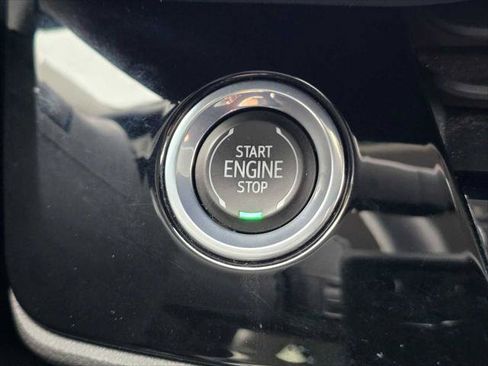 Used 2024 Buick Envision Preferred AWD/4WD image 33