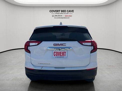 Certified 2024 GMC Terrain SLE image 8