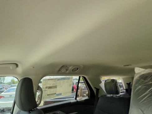 New 2026 Ford Explorer Active RWD image 19