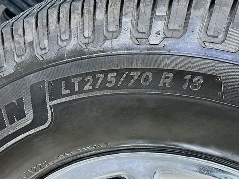 Used 2024 RAM 3500 Tradesman w/ Chrome Appearance Group AWD/4WD image 32