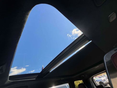 Used 2026 INFINITI QX80 Autograph w/ Premium Cargo Package image 9