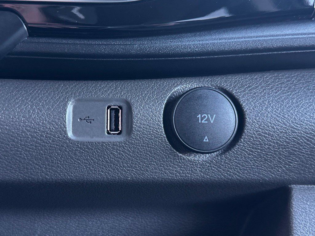 Used 2024 Ford Transit 350 XLT AWD/4WD image 15
