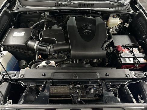 Used 2021 Toyota Tacoma TRD Pro AWD/4WD image 36