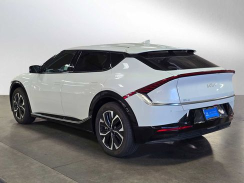 Used 2024 Kia EV6 Wind image 5