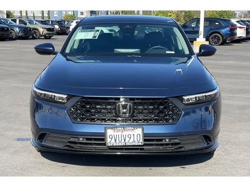 Used 2025 Honda Accord EX-L image 9