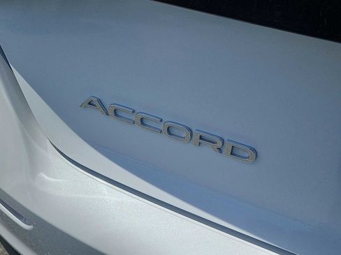 Used 2024 Honda Accord EX image 12