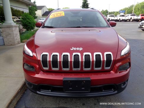 Used 2017 Jeep Cherokee Latitude w/ True North Edition AWD/4WD image 22