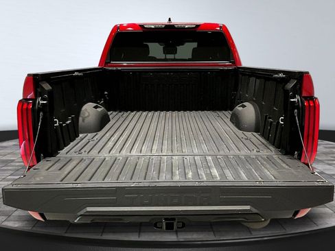 Used 2025 Toyota Tundra SR5 AWD/4WD image 7