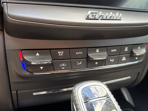 Used 2019 Maserati Ghibli image 52