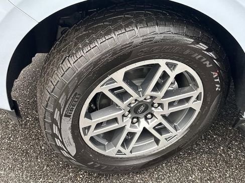 New 2025 Ford Expedition Active image 20